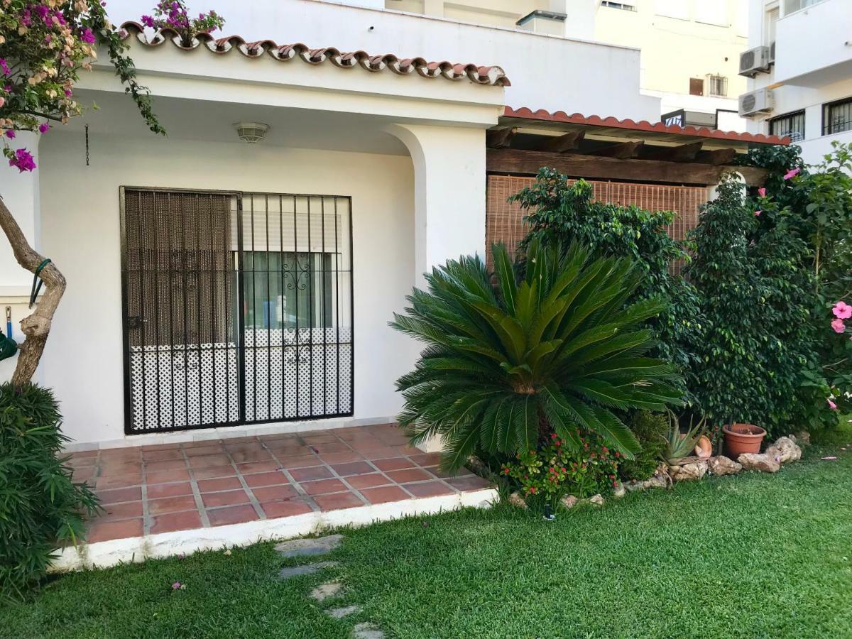 Apartamento Holidays On The Beach Torremolinos Exterior foto